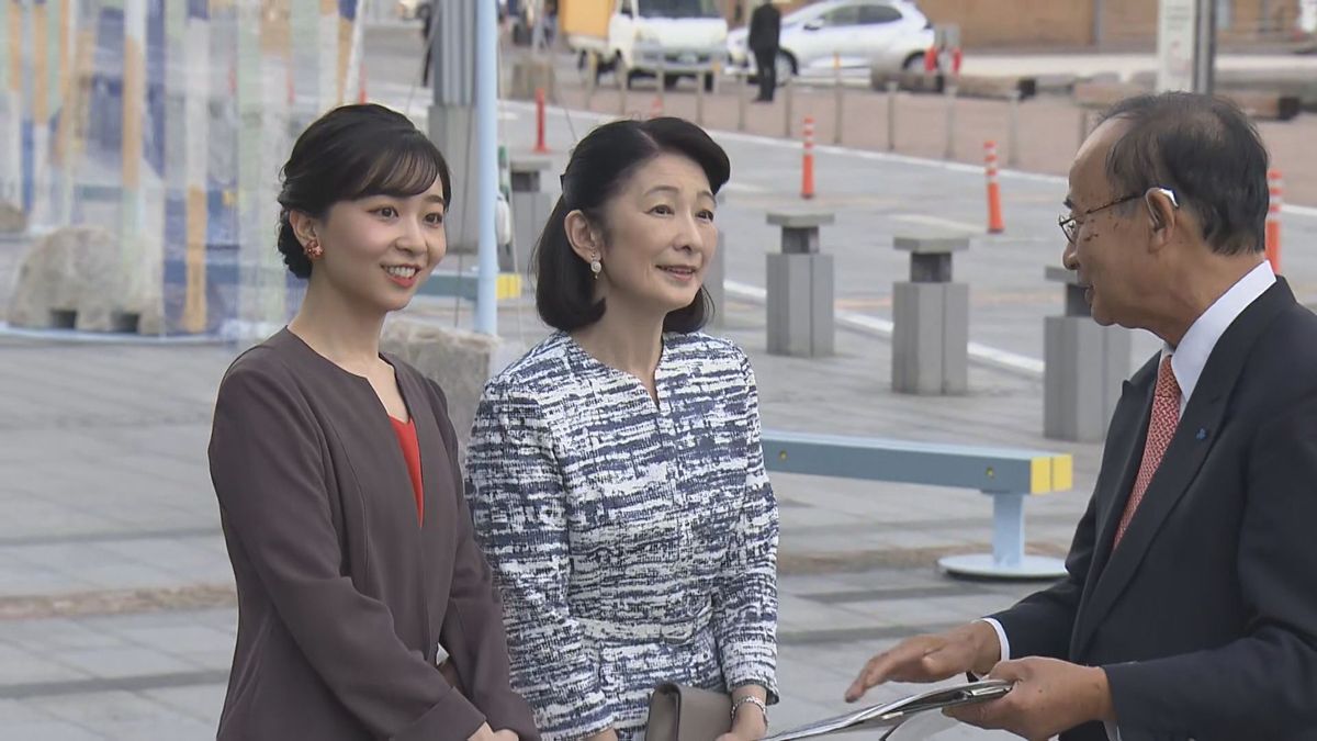 秋篠宮妃紀子さまと佳子さま　香川県ご訪問