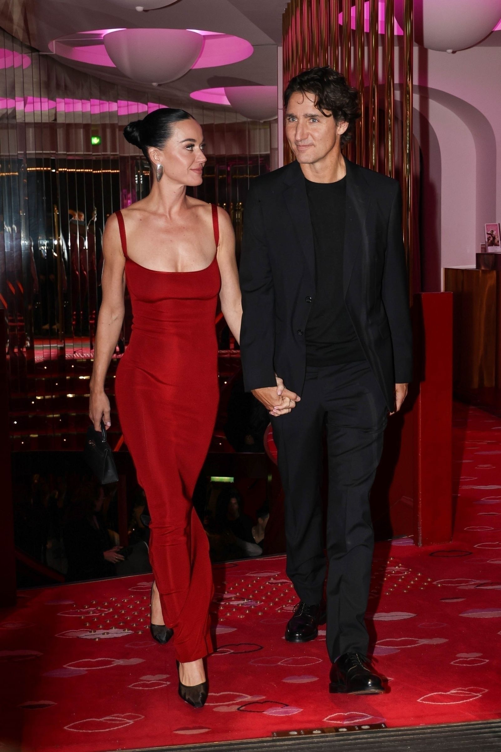 ケイティ・ペリー、41歳の誕生日をジャスティン・トルドー元カナダ首相とパリでお祝い