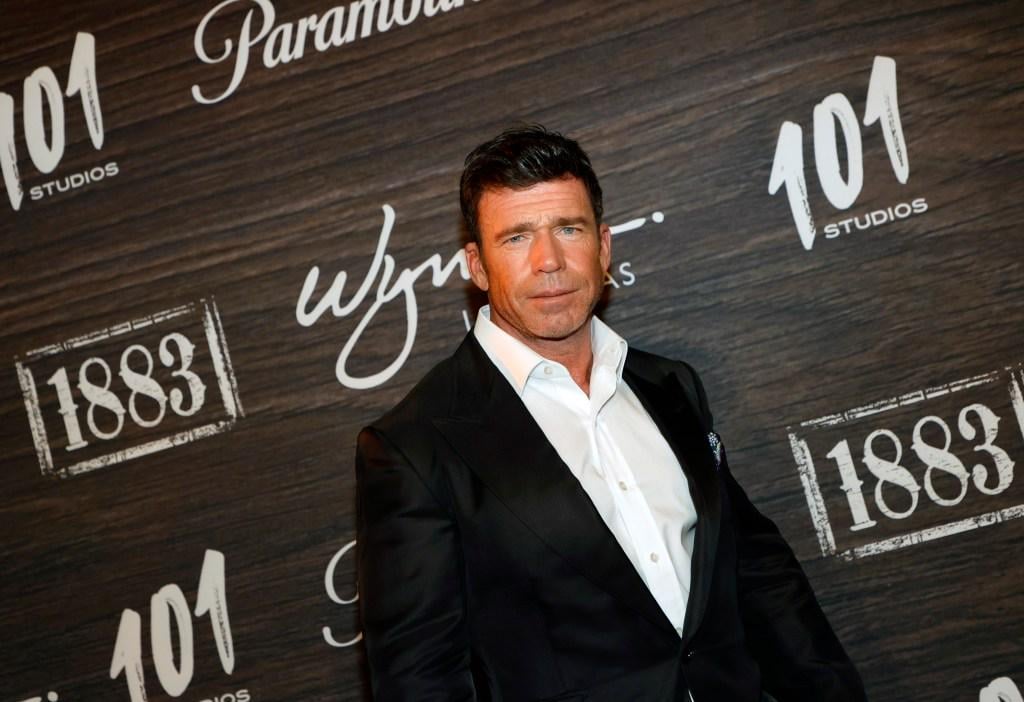テイラー・シェリダン、NBCユニバーサルとの大型映画＆TV契約でパラマウントを退社