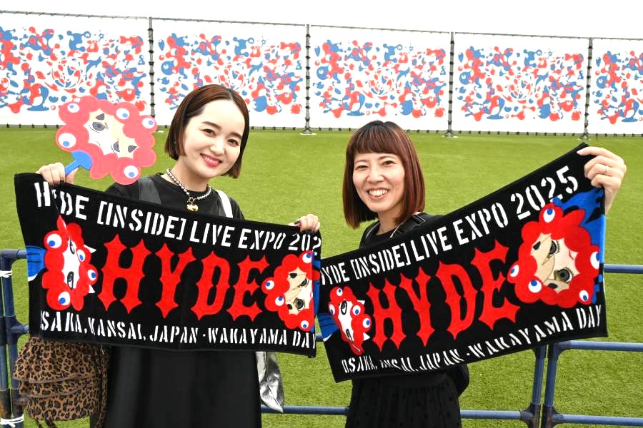 ライブ前「ミャクミャクとの共演あったらいいな～」と話していた関西のファン（10月3日 大阪・関西万博）
