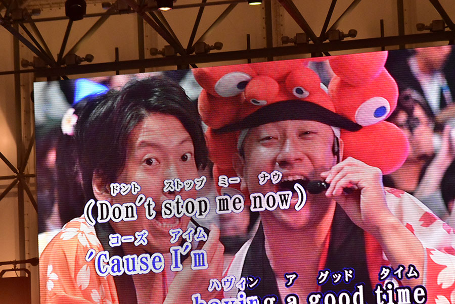 「盆踊りのアシタ」のフィナーレ、ン盆踊り神4、レイザーラモンRGと藤崎マーケットトキ（10月13日／大阪・関西万博）