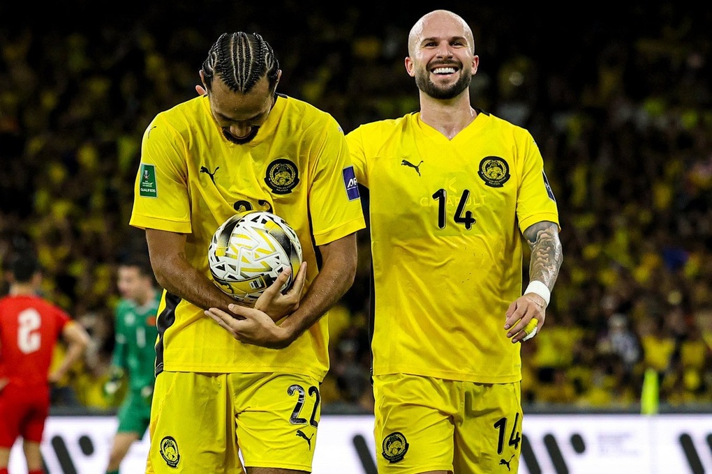 アルゼンチンの新聞がマレーシアから不法に帰化したスターの秘密の出自を暴露 - 2 Báo Argentina nói rõ bí mật gốc gác của sao nhập tịch trái phép Malaysia - 2