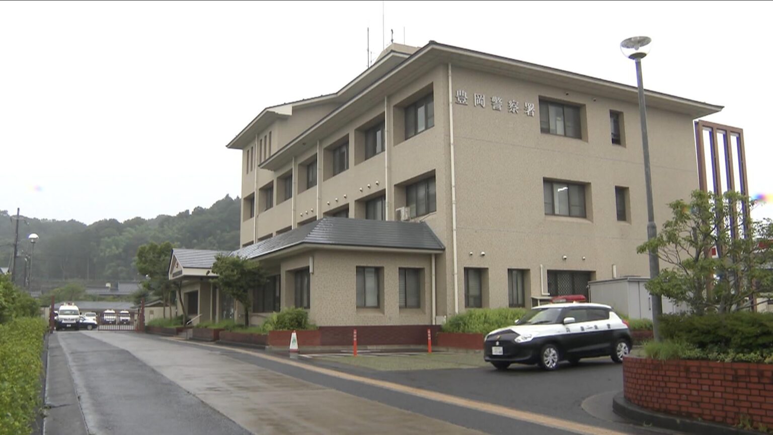 「女風呂は興奮する」営業前の女湯に侵入した疑い　自称ミステリー作家の男が城崎温泉で逮捕　職員に全裸姿を見られても慌てず服着てジュース買い徒歩で逃走（ABCニュース） - Yahoo!ニュース