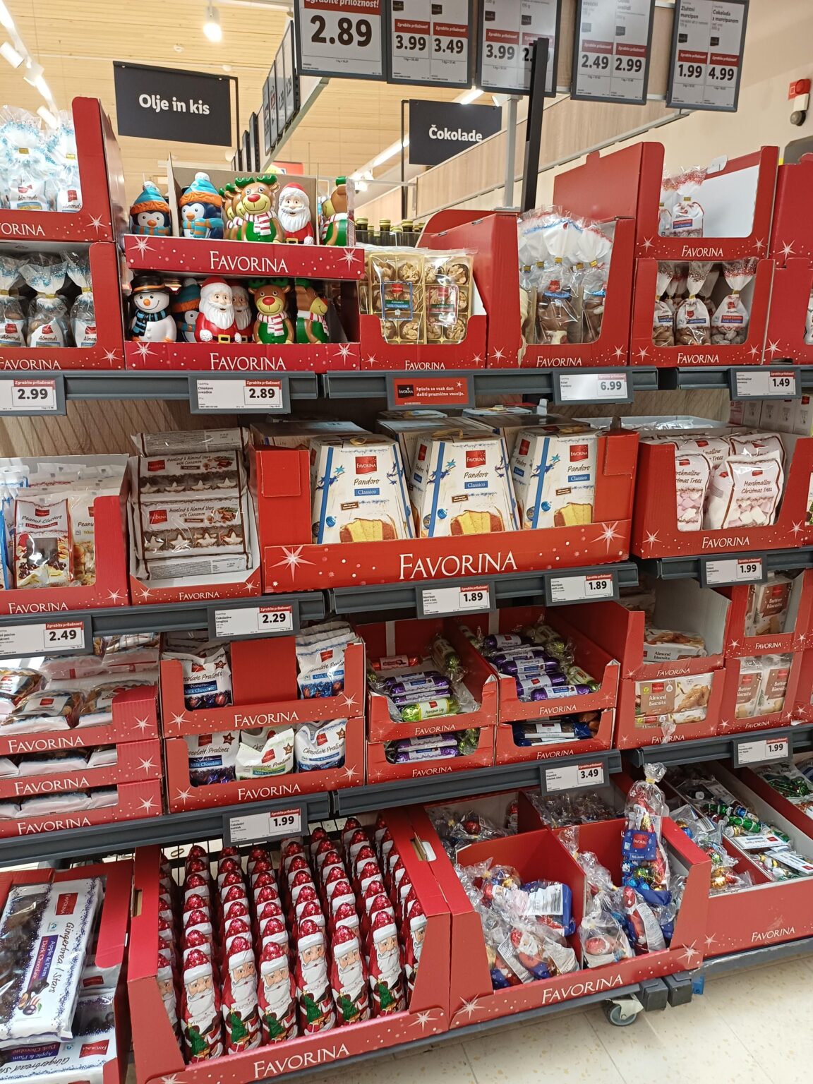 10月の途中でもありません...