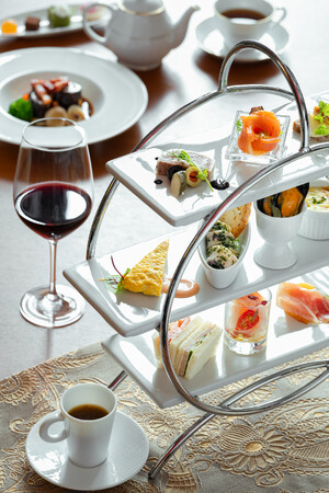 【ホテルオークラ福岡】『HAKATAGAWAハイティー』を11月1日より提供 | 鹿児島・九州プレスリリース | 生活情報 | くらし