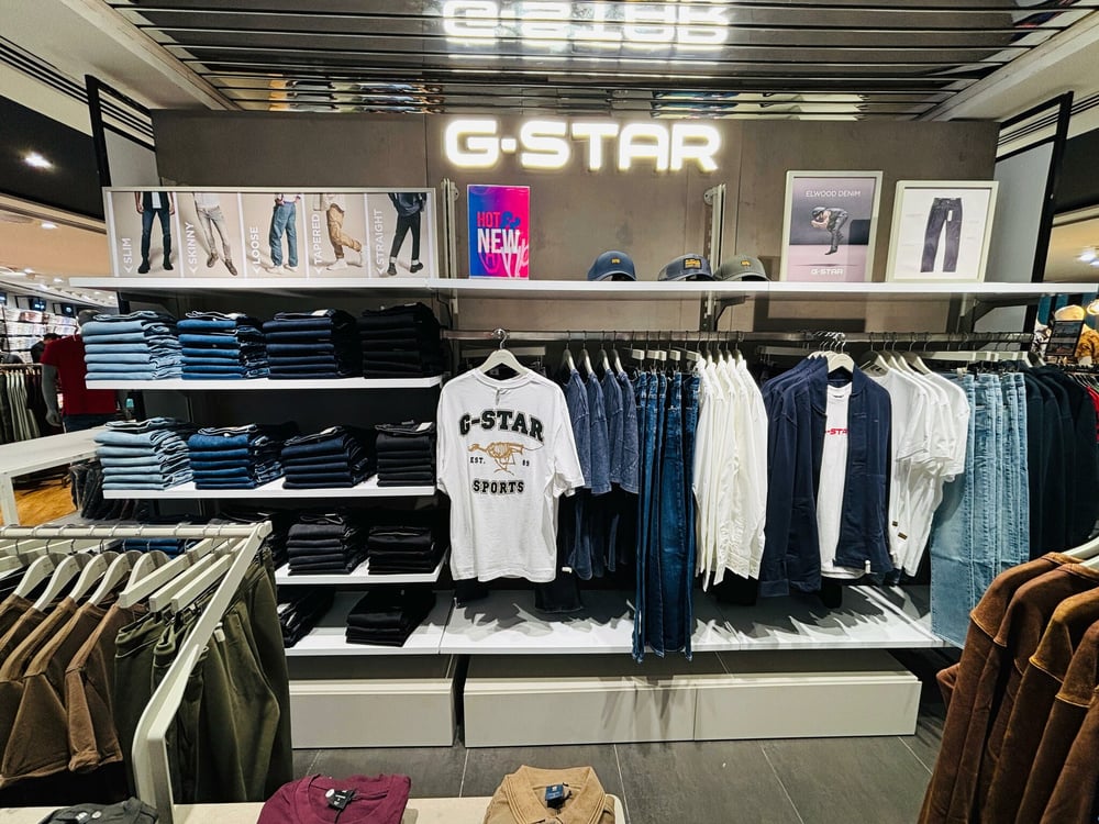 ジースターは1989年、オランダで創業。