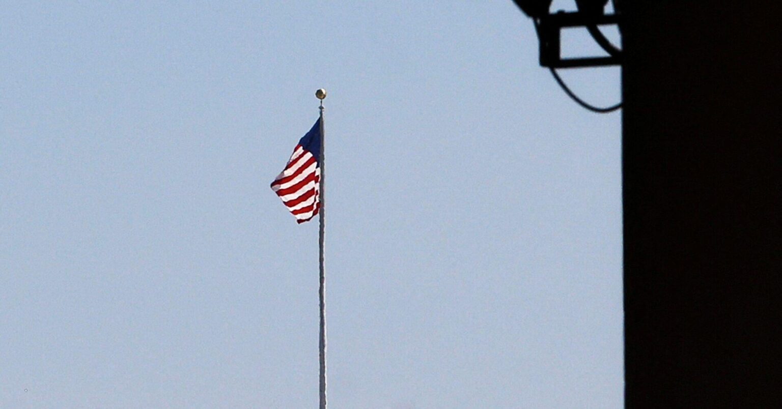 米国、幹部が機密をロシアに130万ドルで売却したと主張