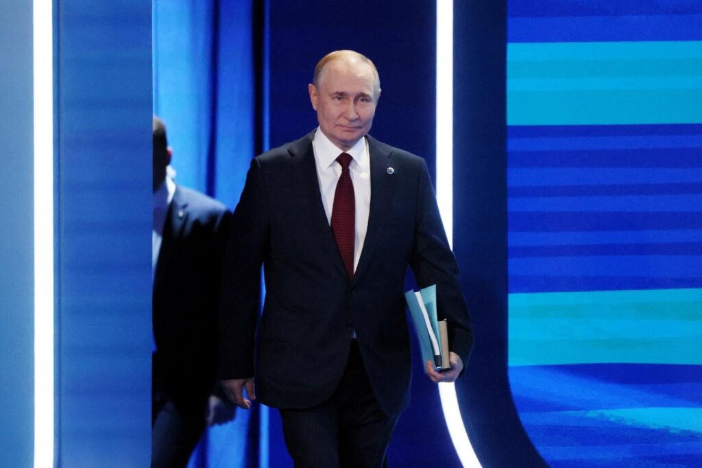 プーチンは、kyivを武装させ続けている場合、「重要な」対応でヨーロッパを脅します