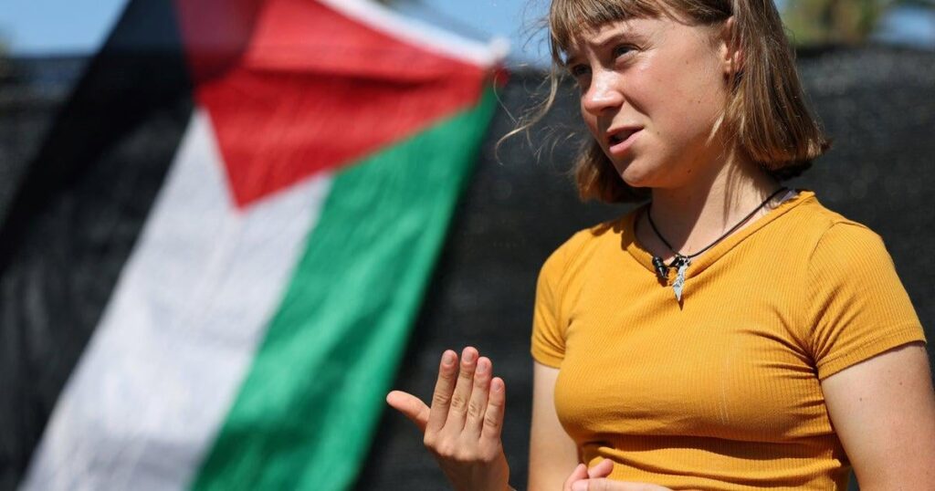 イスラエルに拘束されたグレタ・トゥーンベリ イスラエル国旗に無理矢理キスさせられたり、国旗にくるまれて晒し者にされるなどの仕打ちを受けていたという証言