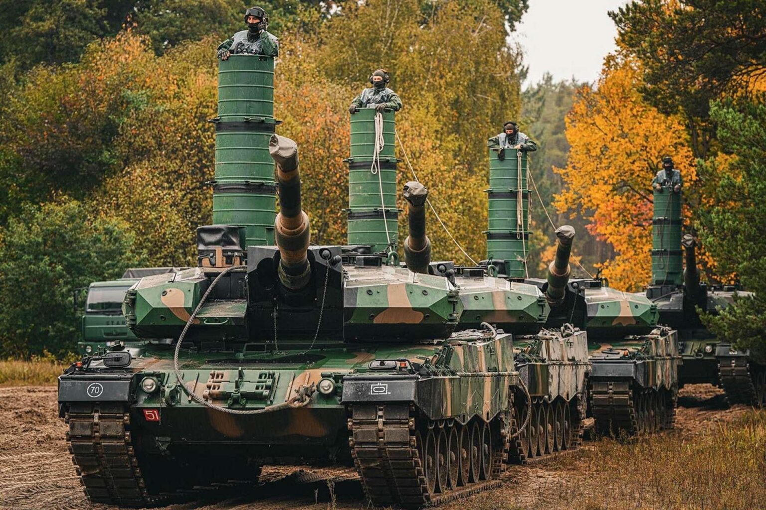 NATO軍、ポーランドのDZIELNY BÓBR-25訓練で争われたオーデル川渡河をリハーサル