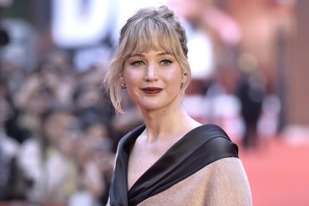 ジェニファー・ローレンス、2016年の名声絶頂期に「自分の個性」が「拒絶された」と感じたことを振り返る