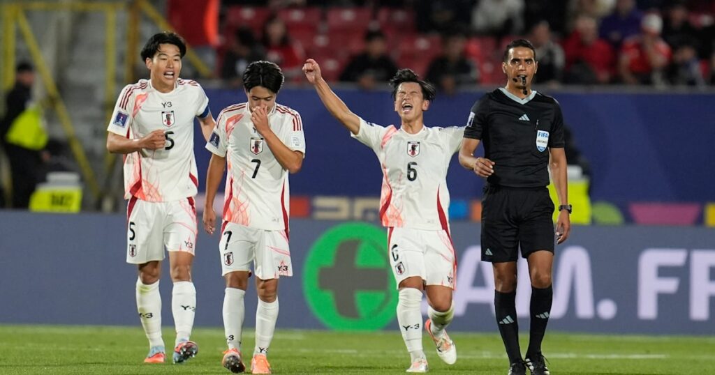 サッカーU20W杯、日本が2連勝で決勝T進出 チリに2-0 - 日本経済新聞