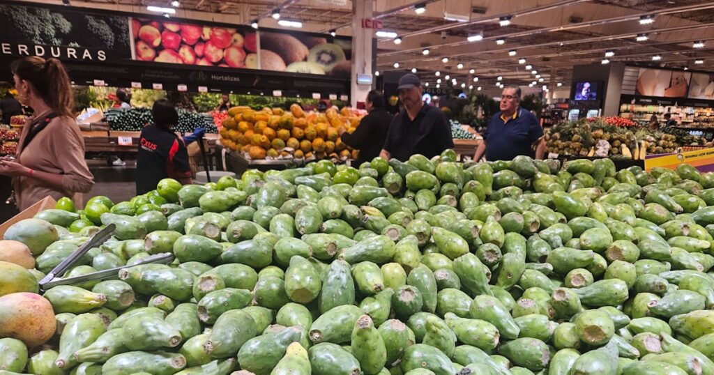 メキシコ、9月のインフレ率3.76% 2カ月連続で上昇 - 日本経済新聞