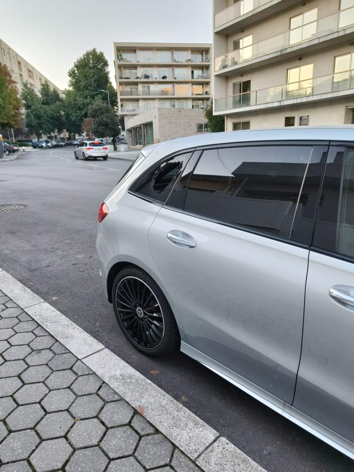 車の強盗