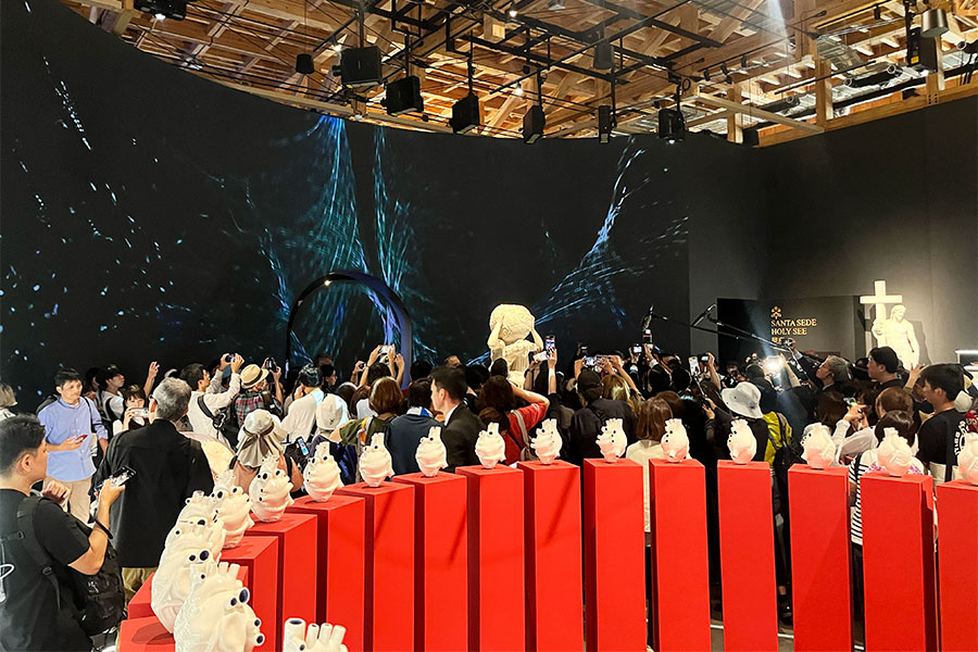 『大阪・関西万博』混雑するイタリア館（10月10日 Lmaga.jp撮影）