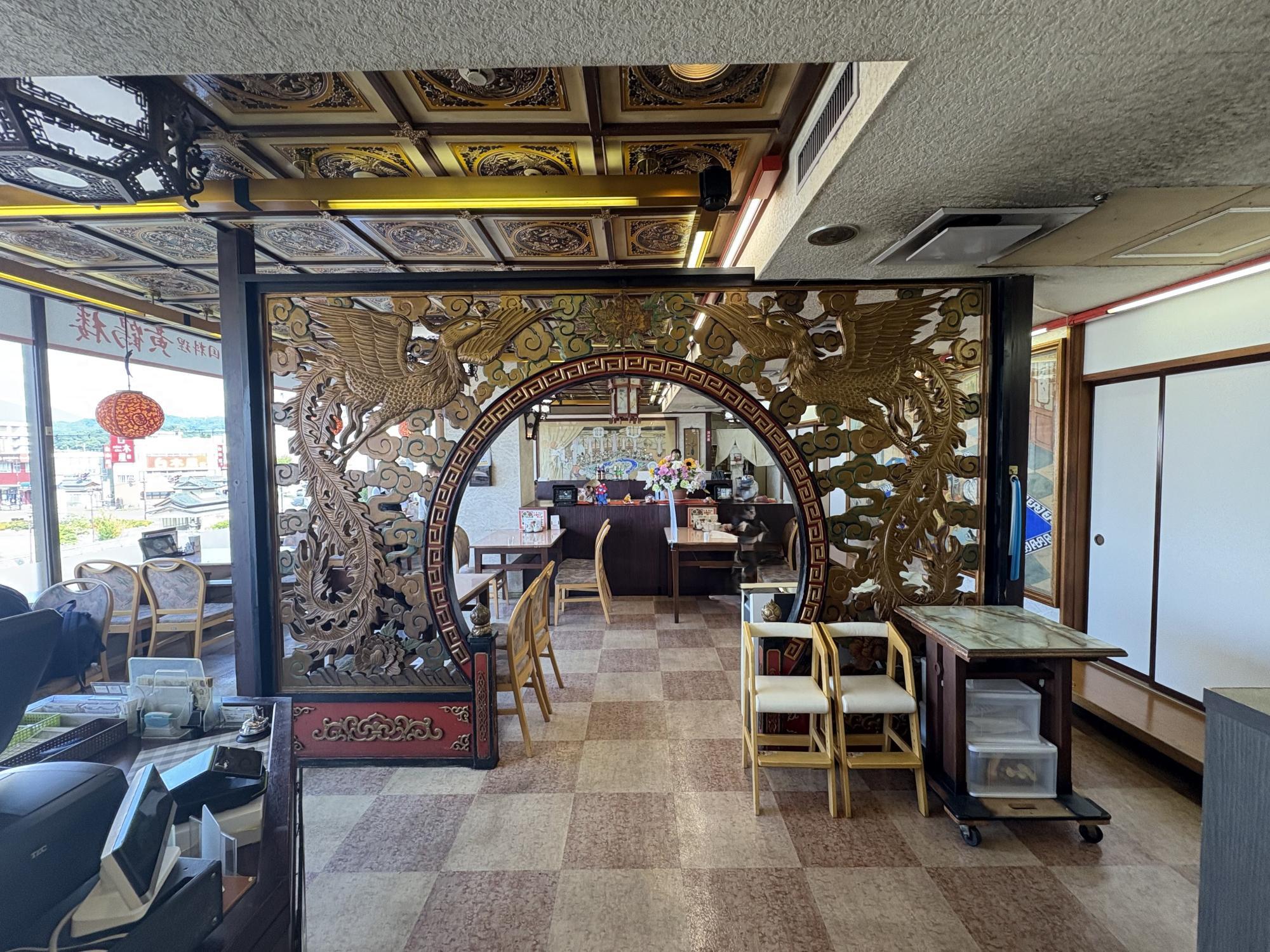 黄鶴楼 店内