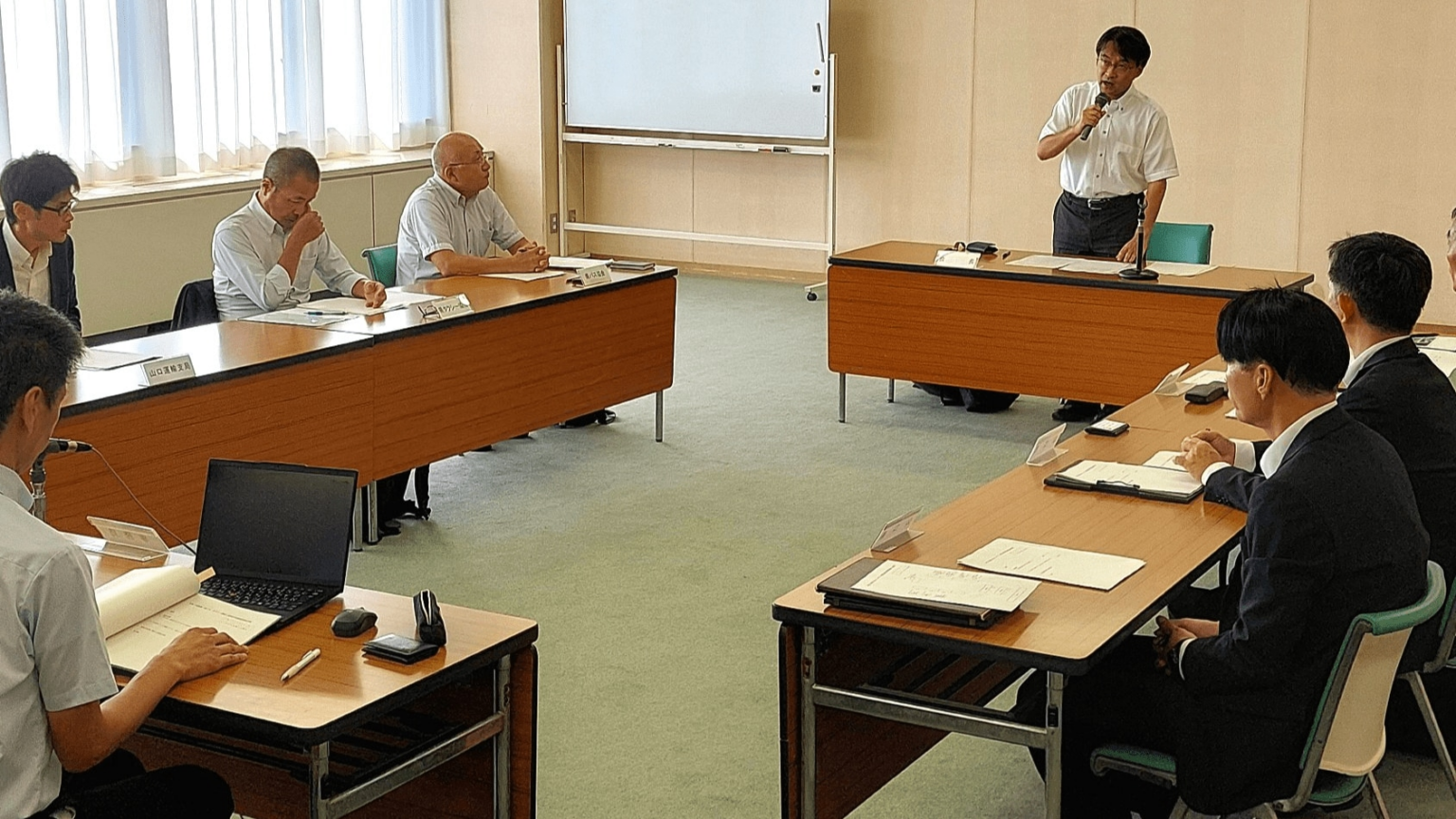 山口県でバスとタクシーの運転手不足が深刻　県や業界、確保へあの手この手 - 中国新聞デジタル
