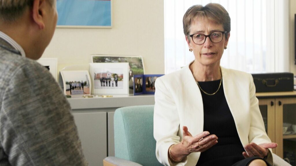 夫婦でジョブシェアする選択肢もあるのに…イギリス人外交官が指摘する"30年前と何も変わらない"日本の現実 女性だけが家事･育児をするのは間違っている | PRESIDENT Online（プレジデントオンライン）