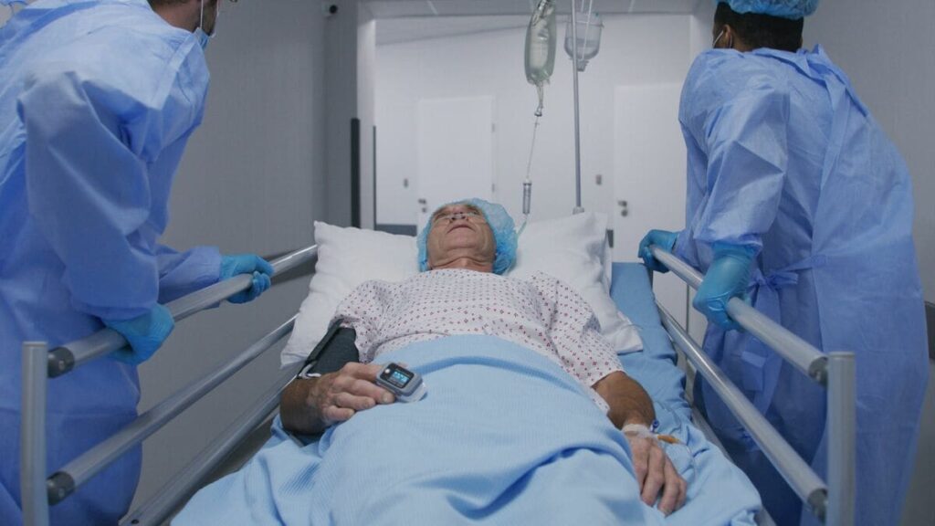 ホリエモン「日本人は死に方がヘタクソすぎる」…欧州では実用済「紙の遺言書」よりも確実な「最期の迎え方」 マイナを使った「デジタル遺言」で「過剰な延命治療」は減らせる | PRESIDENT Online(プレジデントオンライン) ホリエモン「日本人は死に方がヘタクソすぎる」…欧州では実用済「紙の遺言書」よりも確実な「最期の迎え方」 マイナを使った「デジタル遺言」で「過剰な延命治療」は減らせる | PRESIDENT Online(プレジデントオンライン)