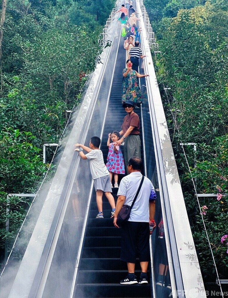 登らない登山、飛ばないバンジー　中国で「ゆる旅」人気　写真1枚　国際ニュース：AFPBB News