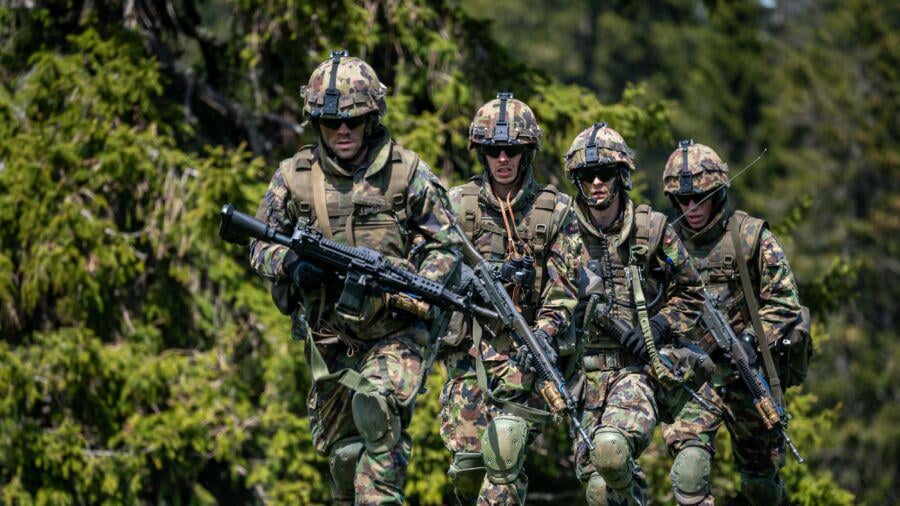 フランス軍総司令官、フランスはウクライナに7,000人の軍隊を派兵する用意があると発言