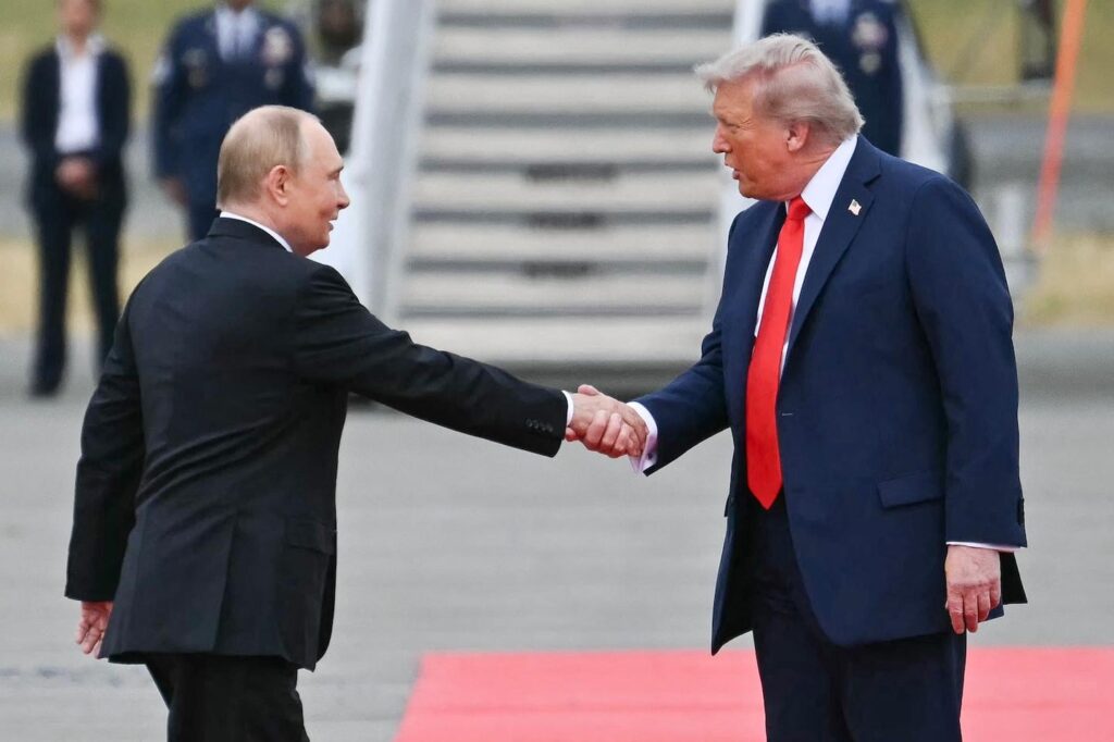 プーチン大統領は電話会談で、ウクライナに対するトランプ大統領の考えを変えたようだ。また。