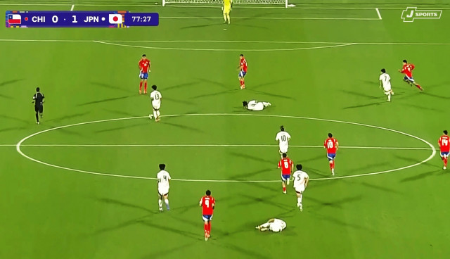 「これが南米」U-20日本代表が“ラフプレー”の連続被害…「チリが荒い」足裏タックル＆肘打ちで吹っ飛ばされた一部始終（ABEMA TIMES）｜ｄメニューニュース - ｄメニューニュース