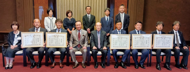 日赤神奈川県支部 献血協力５社に感謝状〈藤沢市〉