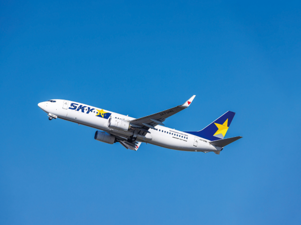 羽田発スカイマークで秋冬の沖縄へ!混雑を避けて賢く楽しむお得な直行便の魅力