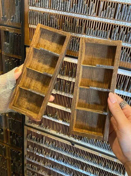 広島の尾道にある「活版カムパネルラ」でのワークショップの様子