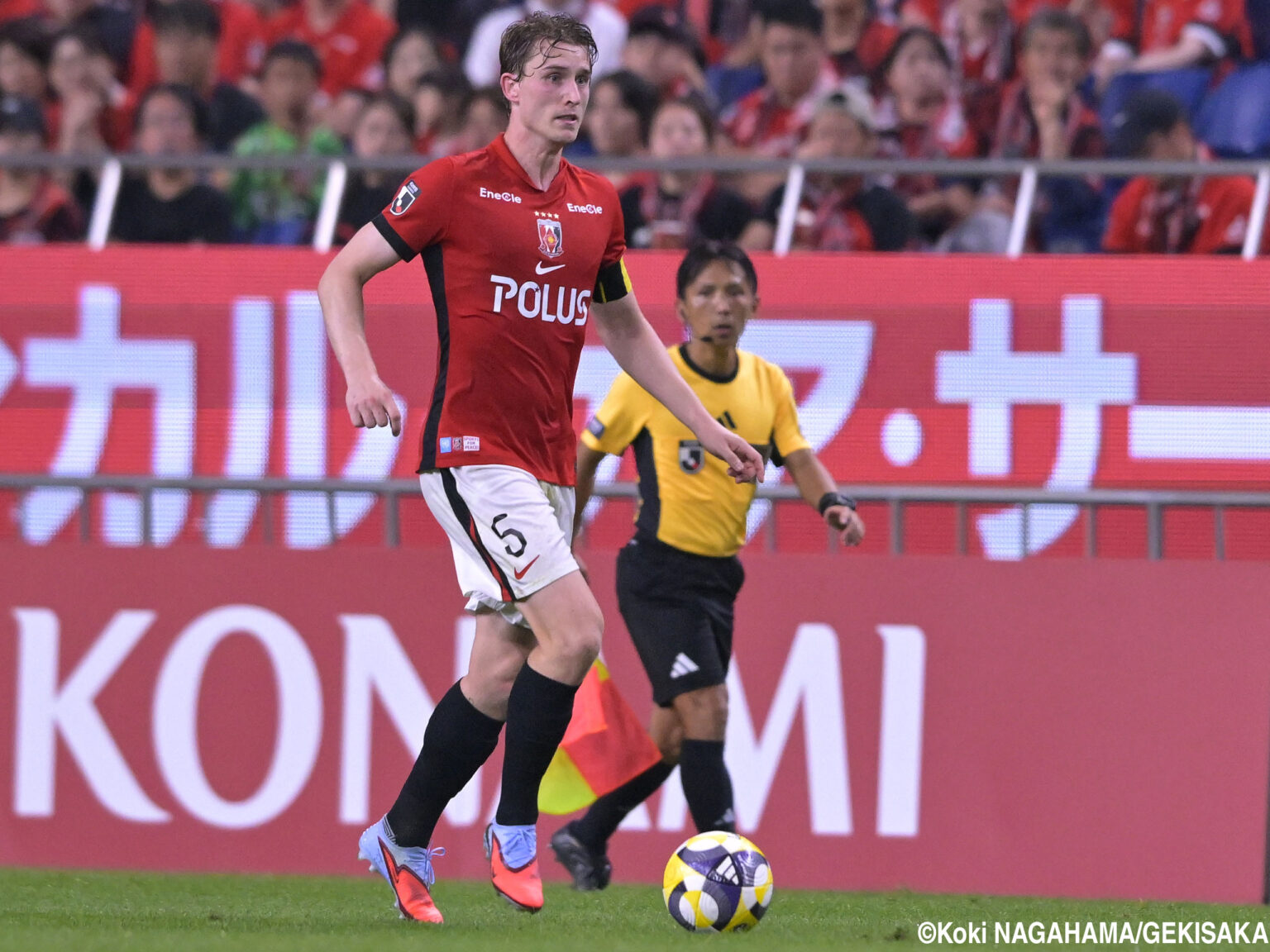 浦和が“応援ボイコット”の埼スタで町田とドロー…DFホイブラーテン「残り3試合は声援をもらえるように準備を」 - gekisaka.jp