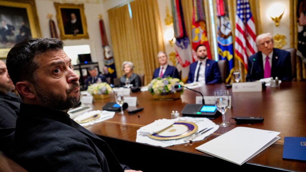 トランプ氏、「厳しい」会談でトマホークミサイルに関するゼレンスキー氏の発言を拒否