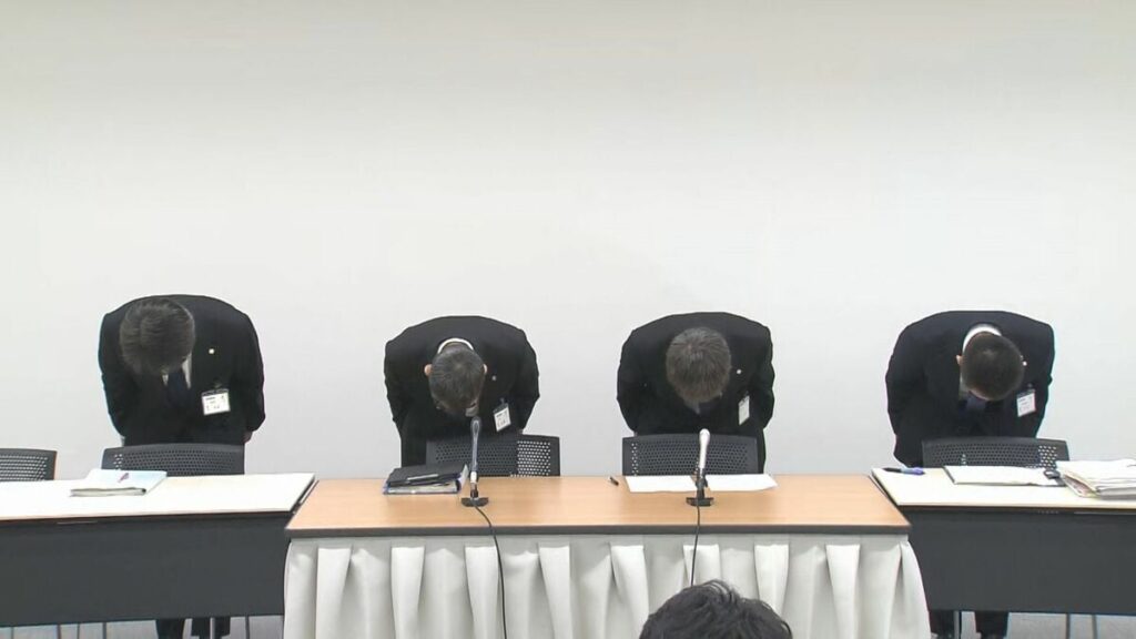 女子生徒に｢大好き｣ LINEなど約4300通送った24歳高校教諭を停職処分「娘のような存在で…手放したくなかった」岐阜 - Locipo（ロキポ） 無料テレビ動画・見逃しネット配信サービス