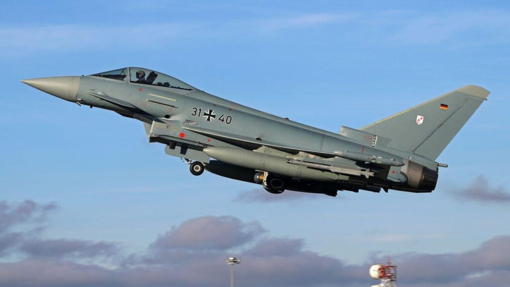 ドイツ、ポーランド北部にユーロファイター戦闘機を配備へ