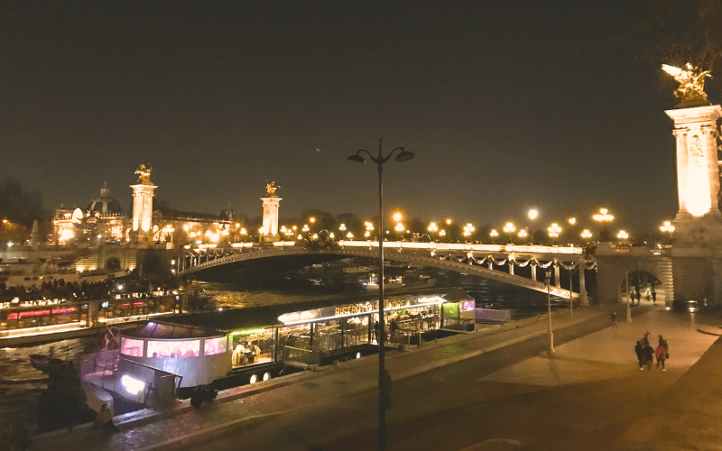 セーヌ川 夜景