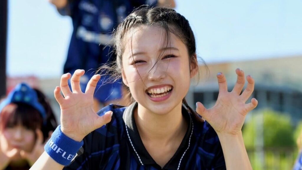 笑顔が弾ける！ガンバ大阪チア・sakurako、ハロウィンステージで見せた全力の瞬間 | 話題の投稿 | スポーツブル (スポブル)