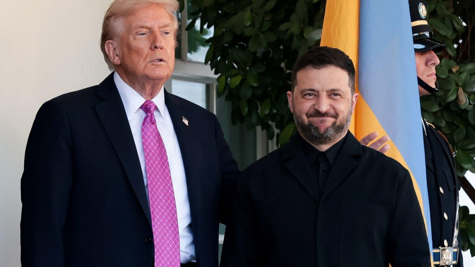 トランプ大統領、ゼレンシキー大統領との緊迫した会談後、ウクライナをロシアと分割するよう求める