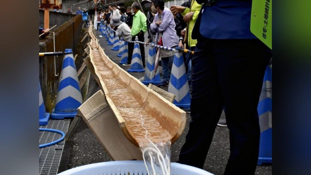 流しそうめんギネス記録、標高差３５０ｍの町道で４１３３・５９ｍ達成…ざるに落ちたのは１時間後 高知県仁淀川町