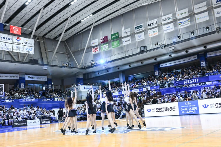 Super Girls パフォーマンス