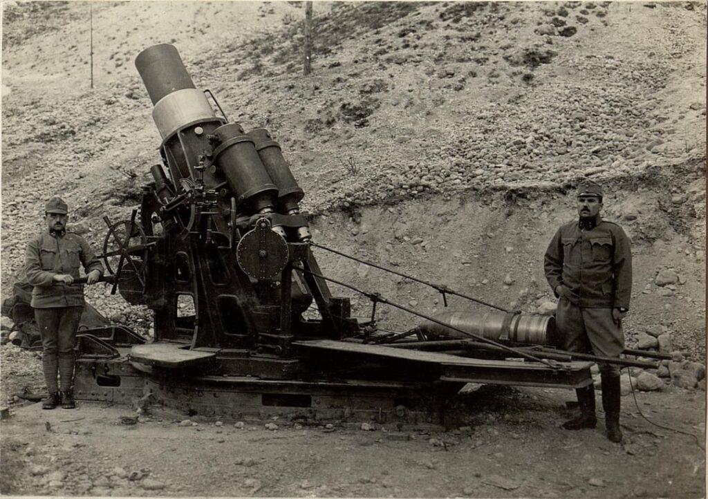 ソチャ戦線からの写真 - オーストリア＝ハンガリー軍の 30.5 cm 攻城迫撃砲 M. 11