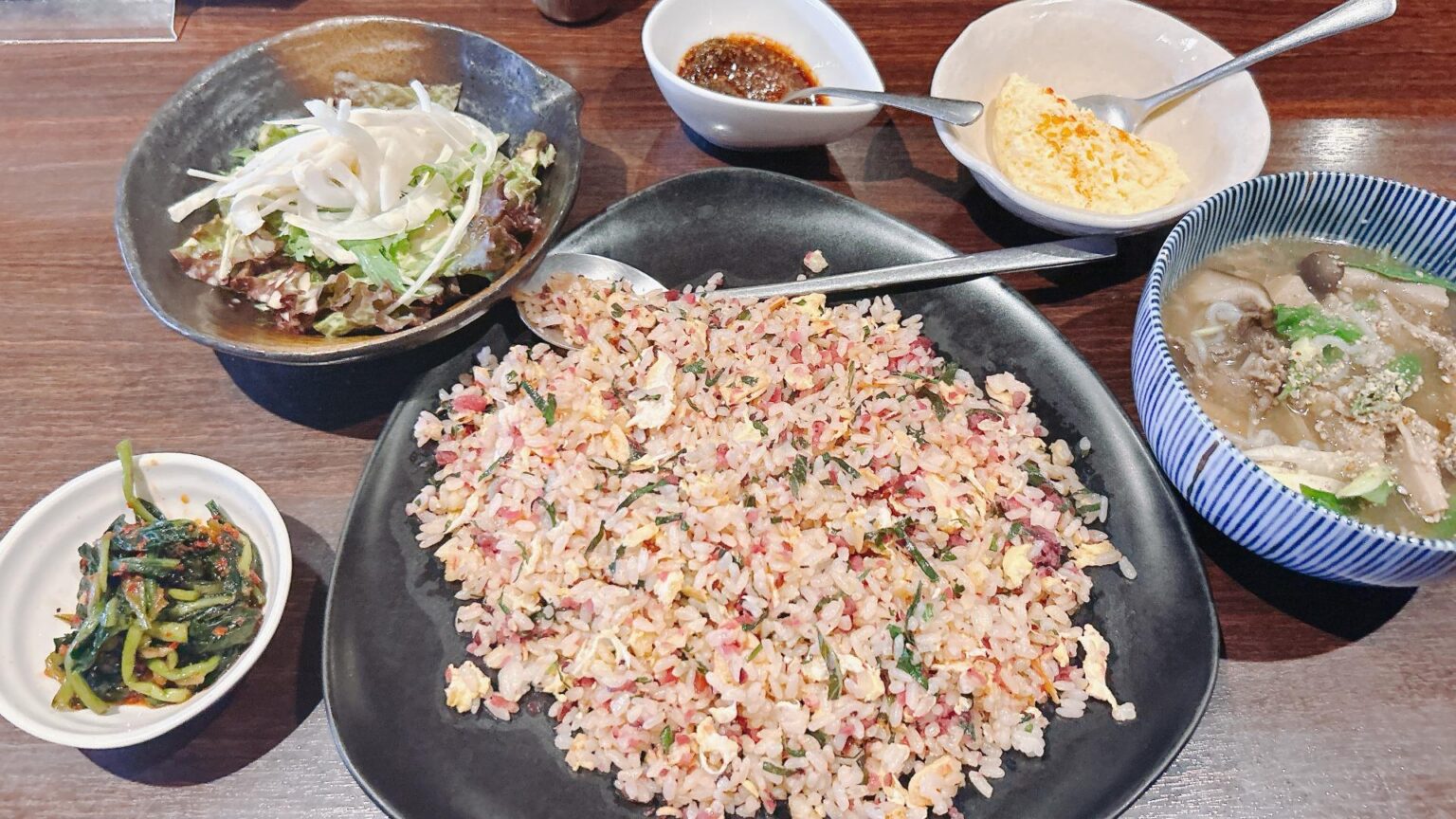 【京都市北区】しば漬けチャーハンがクセになる！ボリューム満点の韓国風よくばりランチ（みやこ） - エキスパート - Yahoo!ニュース