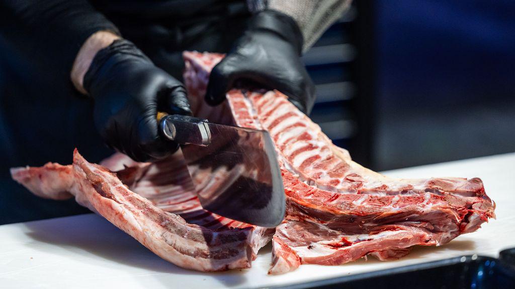 オランダ人は肉の摂取量を減らし、20年間で最低の体重キロ数