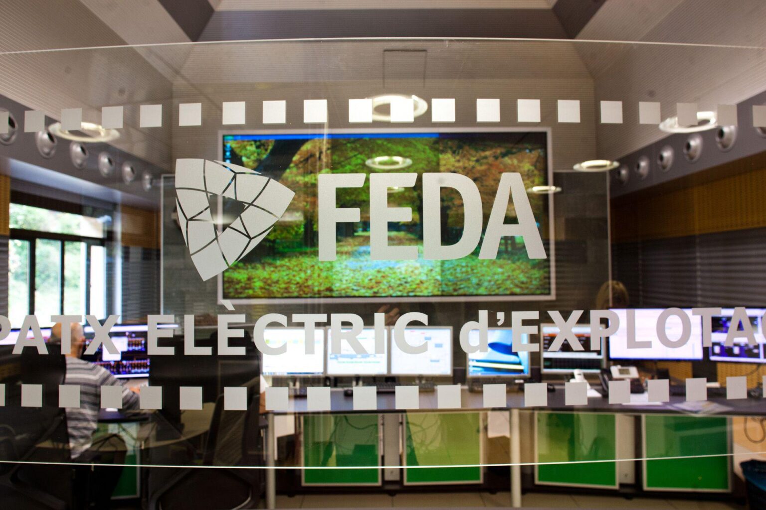 本日 - 2025 年 10 月 27 日にはさらに多くのアイテムがあります。私が見つけたすべての見出しは次のとおりです...