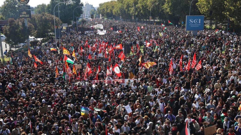 イタリアでのイタリアでの200万回の集まりがゼネラルストライクとしてキーサービスを停止します