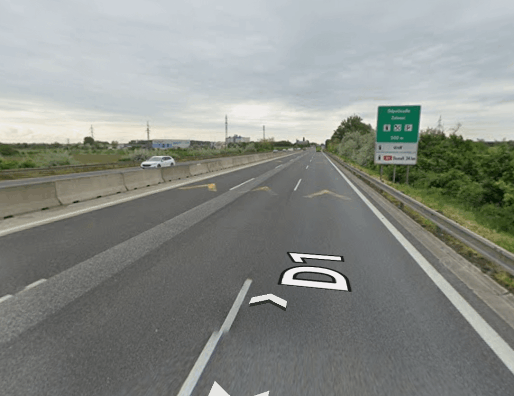 主に右車線で3車線の高速道路TN-BAに乗ることができます（それが正しい場合は何もすることがない中央からさらに直接です）。ありがとう、そしてあなたに美しい一日を願っています:)