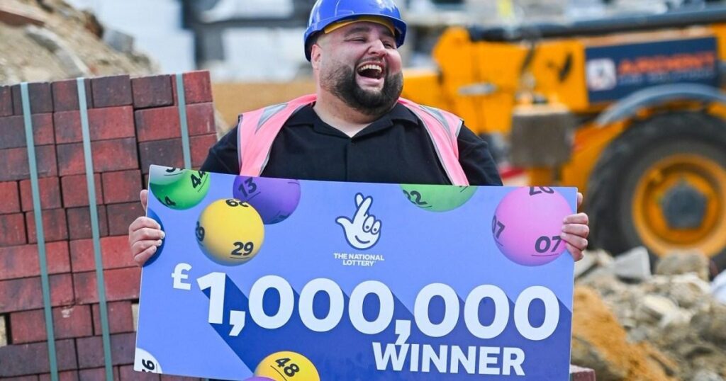 「数ヶ月のパーティー」の後、人生のために戦っているスクラッチカードで1,000,000ポンドを獲得した男