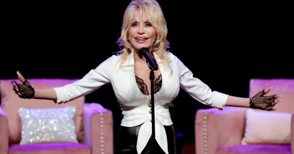 ドリー・パートン、姉妹が一般の人々に祈りを求めた後「みんなの懸念に対処する」