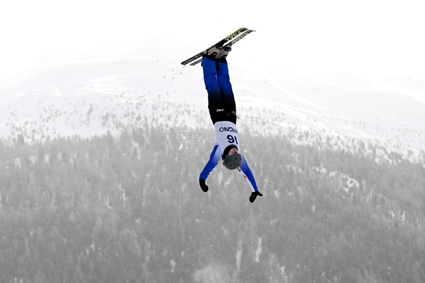 国際スキー・スノーボード連盟（FIS）の大会に出場したウクライナのディアナ・ヤブロンスカ選手＝3月、イタリア・リビーニョ/Matthias Hangst/Getty Images