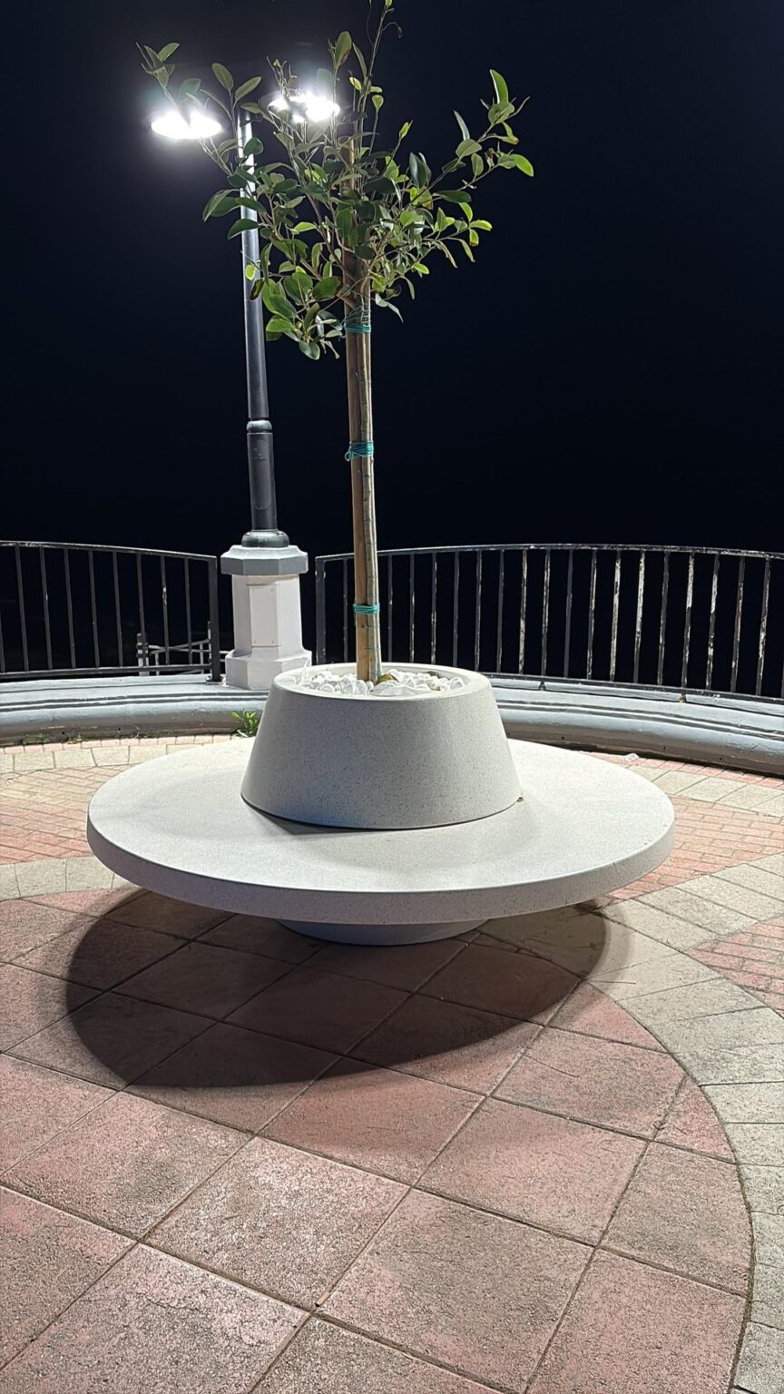 スリーマの新しい座席エリアはひどい