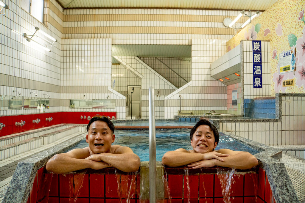 湯処あべの橋で「大阪お風呂屋ソング」発表会　西成区住みます芸人ガオ～ちゃんが披露 – OSAKA STYLE